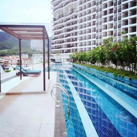 Large Family Seaview Suite 3 Rooms By The Only Bnb Tanjung Tokong Exterior photo